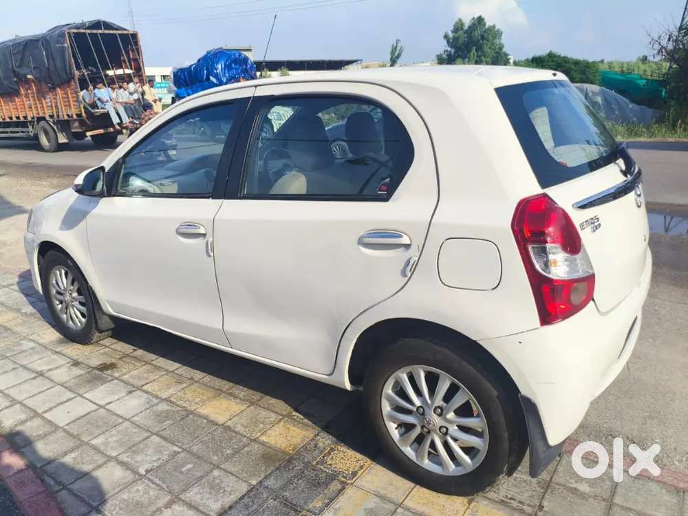 Toyota Etios Liva 2014  Vddiesel 60157 Km Driven