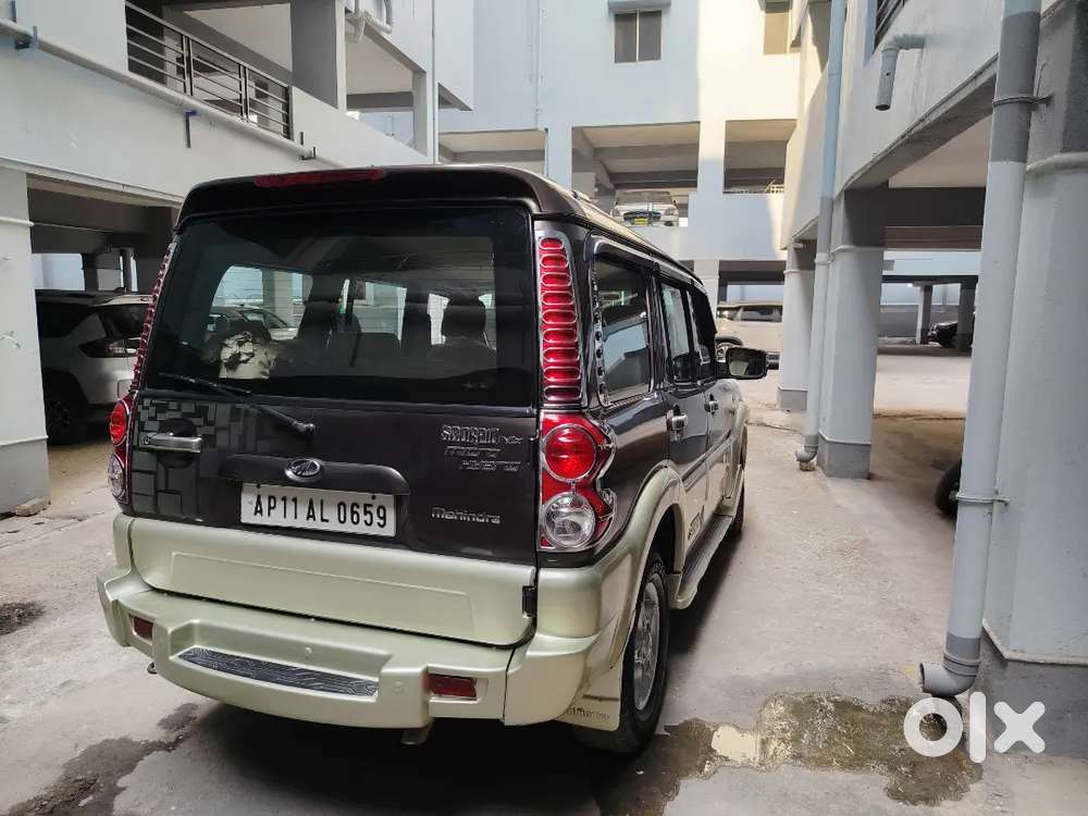 Mahindra Scorpio 2011 Diesel Well Maintained
