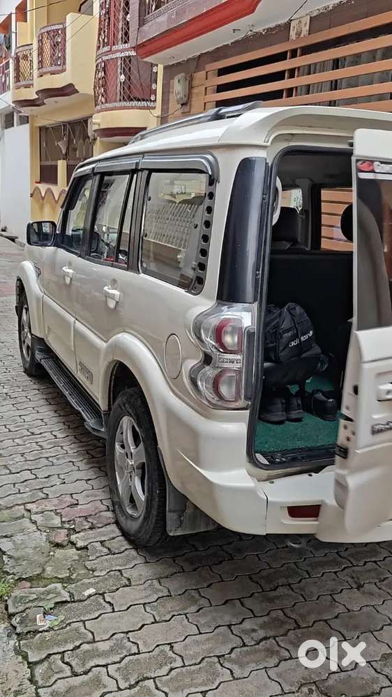 Mahindra Scorpio 2015 Diesel Manual