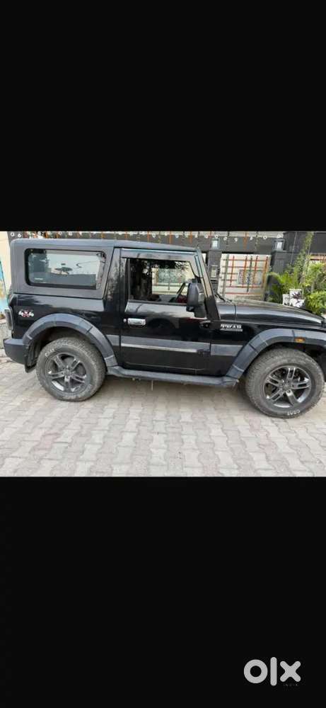 Company Accessories Worth 2.5 Lakhs