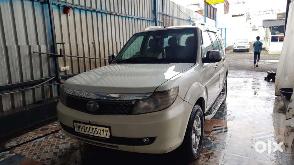 Tata Safari Storme 2013 Diesel With 360&deg; Cameras And 9 Stereo (extra)