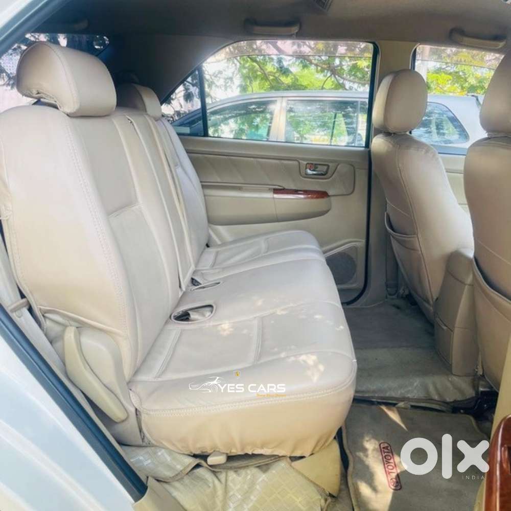 Toyota Fortuner 3.0 4x4 Manual, 2011, Diesel