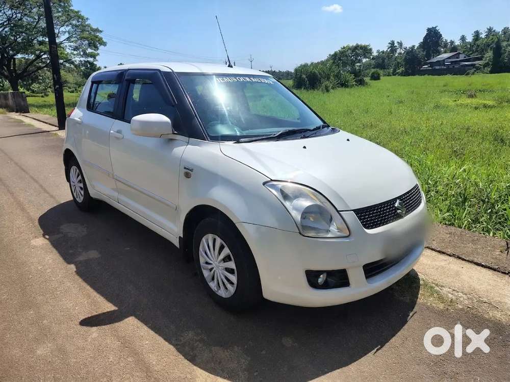 Senior Citizen Driven Single Owner 2009 Maruti Swift Diesel