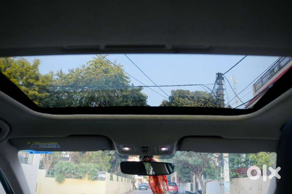 Skoda Slavia 1.0 Tsi Style At, 2023, Petrol