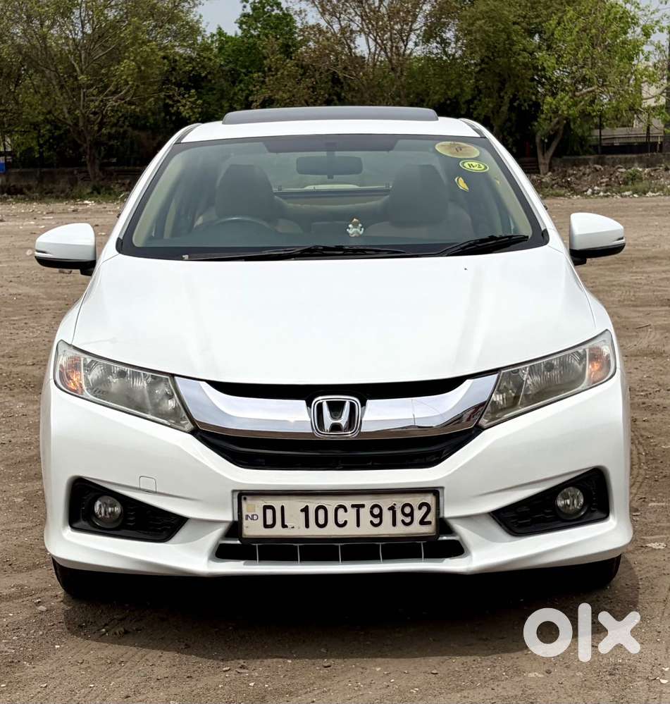 Honda City V At Sunroof, 2016, Petrol