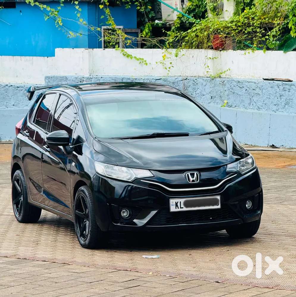 2016 Honda Jazz Sv Diesal Original Kerala Well Maintained Car