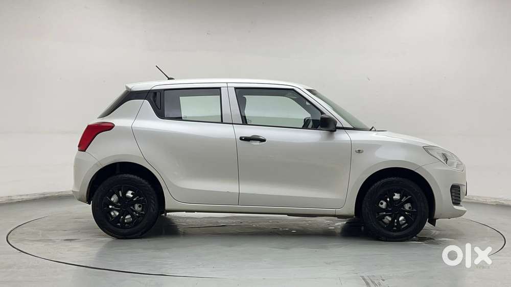 Maruti Suzuki Swift 1.3 Lxi, 2023, Petrol