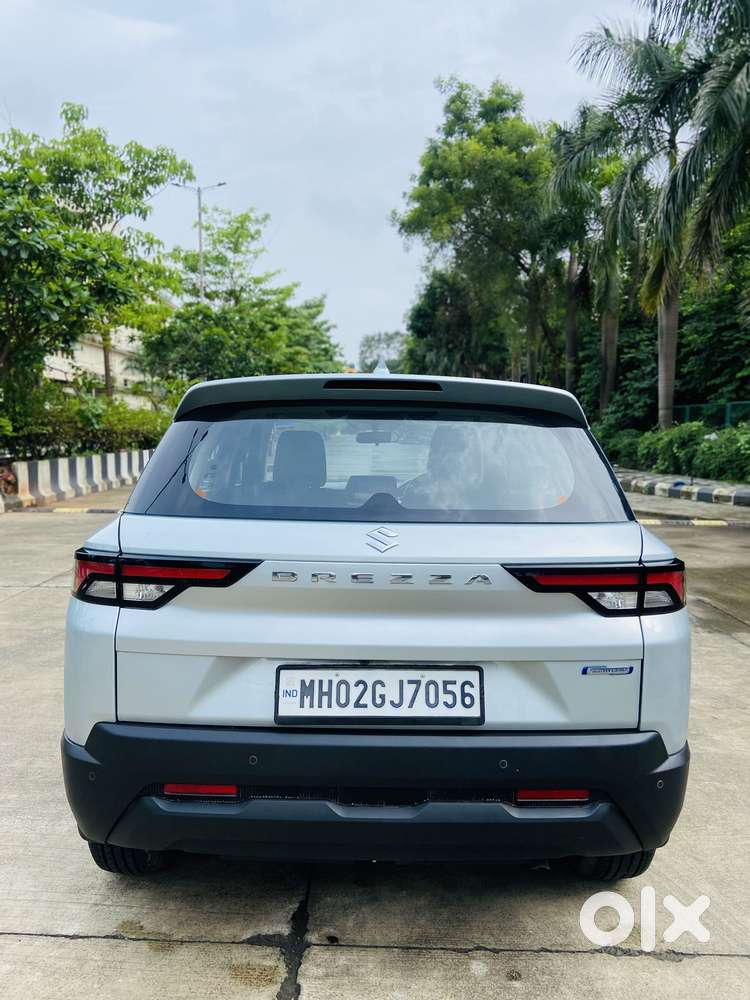 Maruti Suzuki Brezza 1.5 Vxi Smart Hybrid, 2025, Petrol