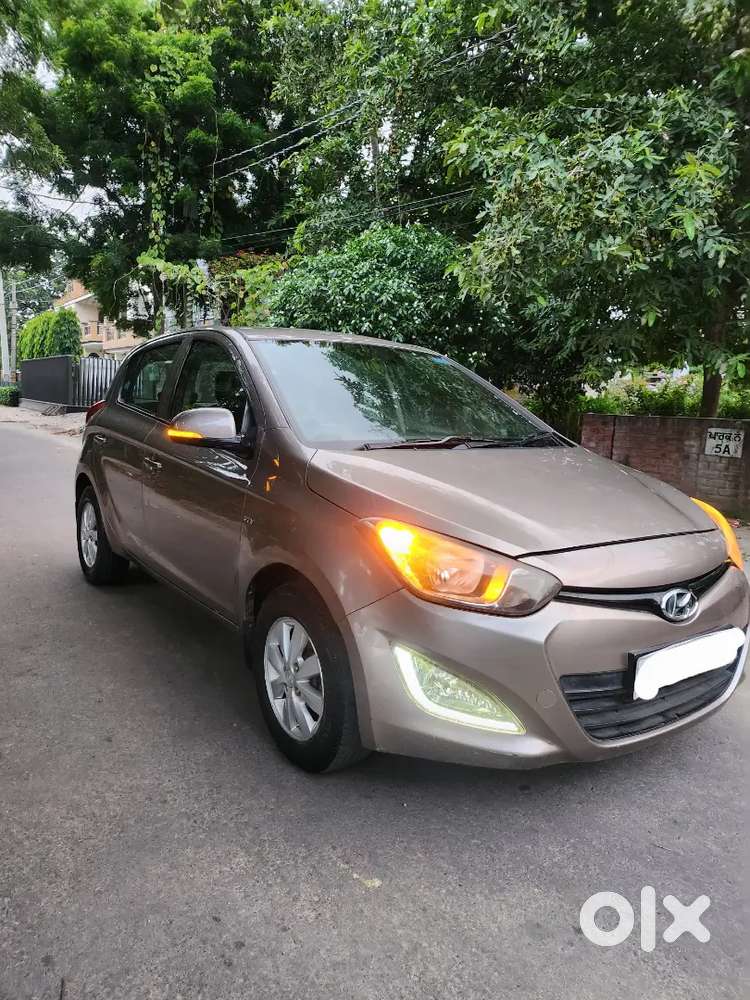 Hyundai I20 Sportz Petrol 2013