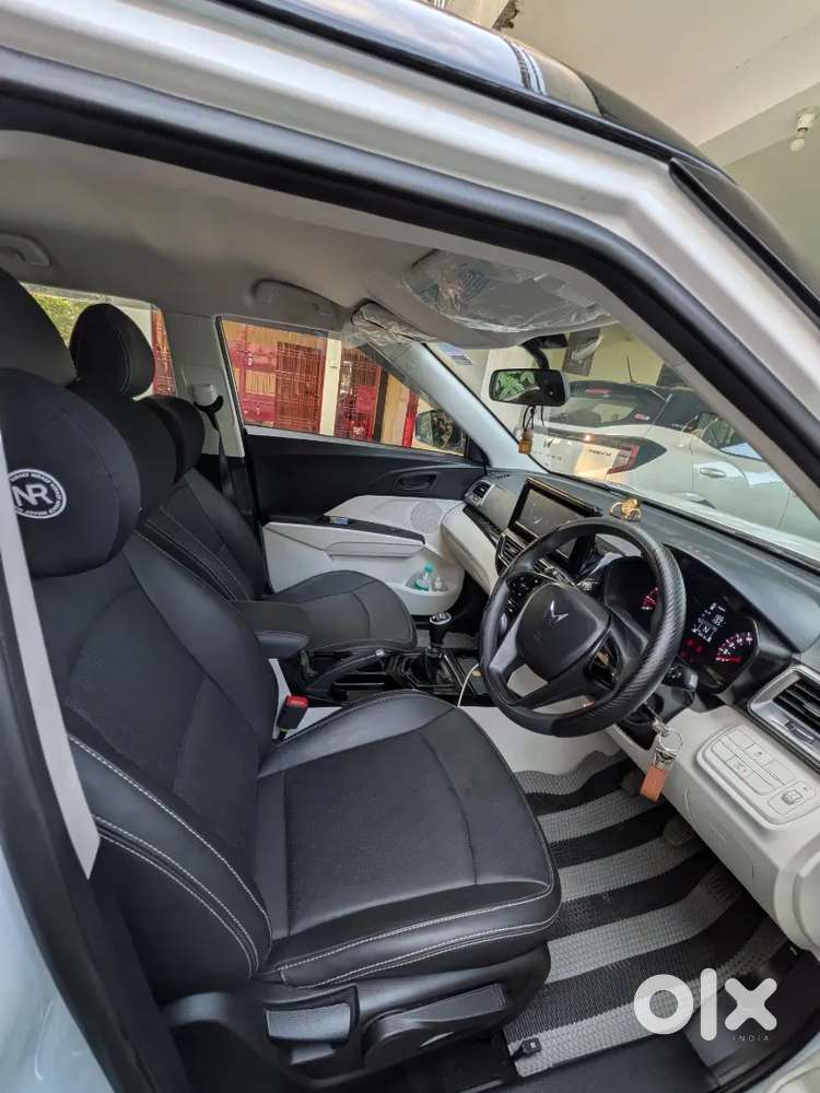 Mahindra Xuv 3xo Revx M 2026