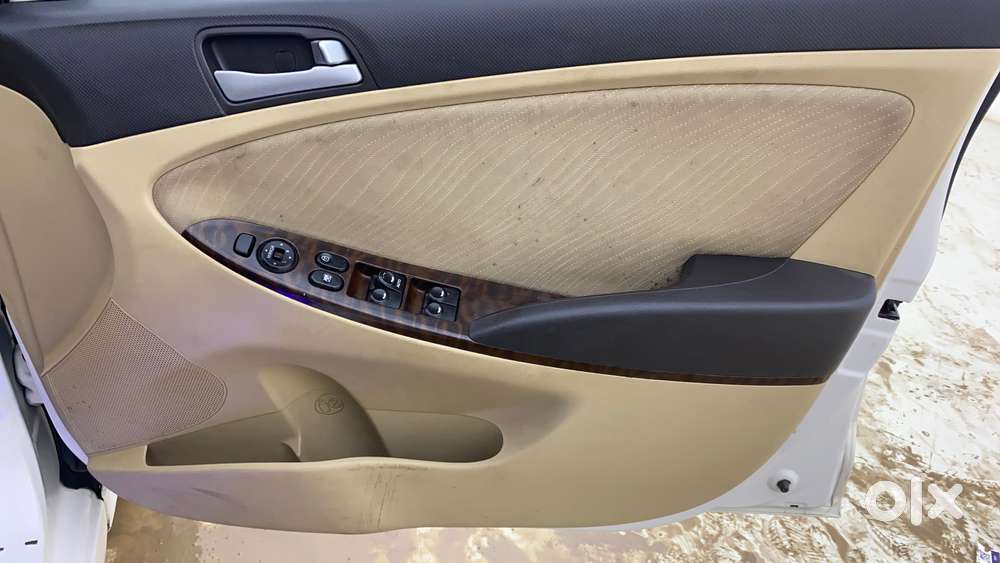 Hyundai Verna Hyundai-verna-2015-2016-1.6-crdi-s-option, 2015, Diese..