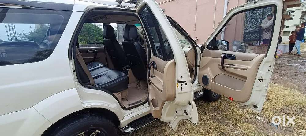 Tata Safari Storme 2013 Manual Diesel
