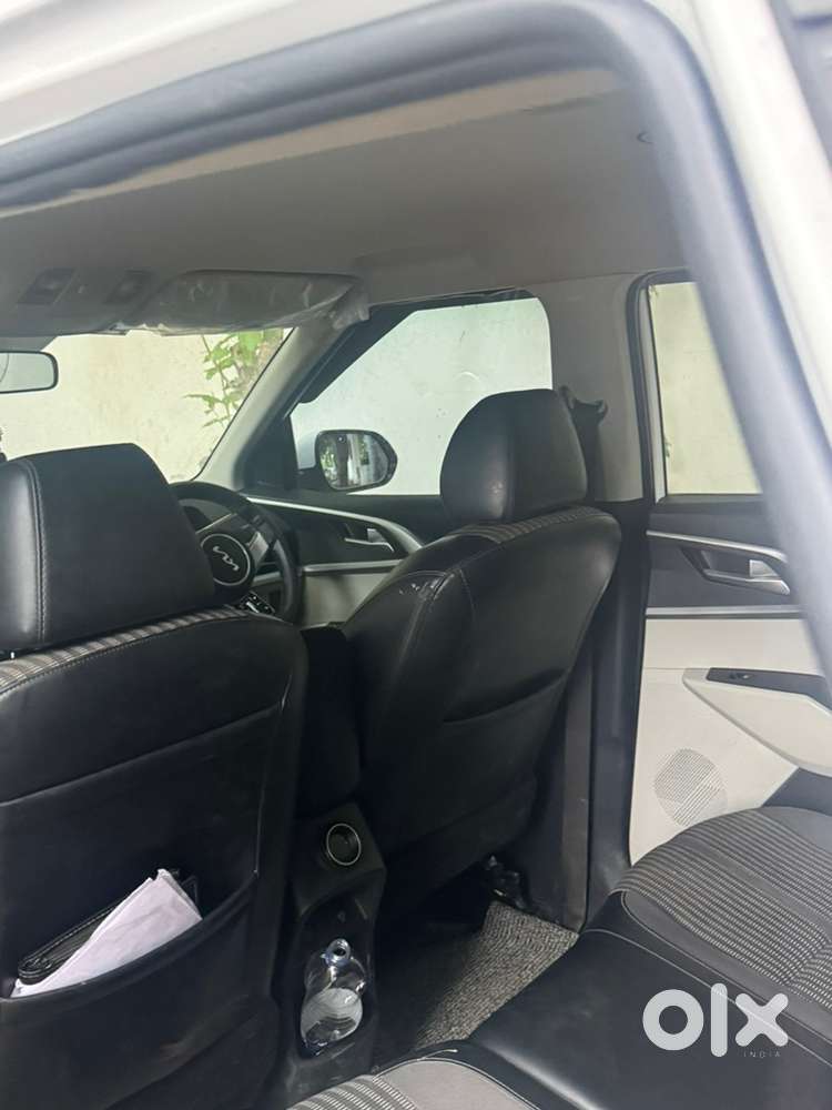 Kia Carens Petrol Manual 2023