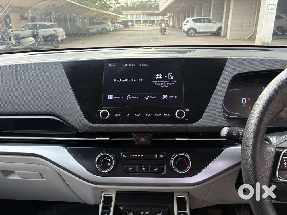 Kia Carens 1.4 Prestige 7 Str, 2022, Petrol
