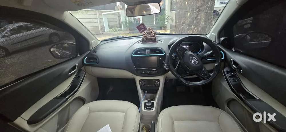 Tata Tiago Ev With 7.5 Kv Charger