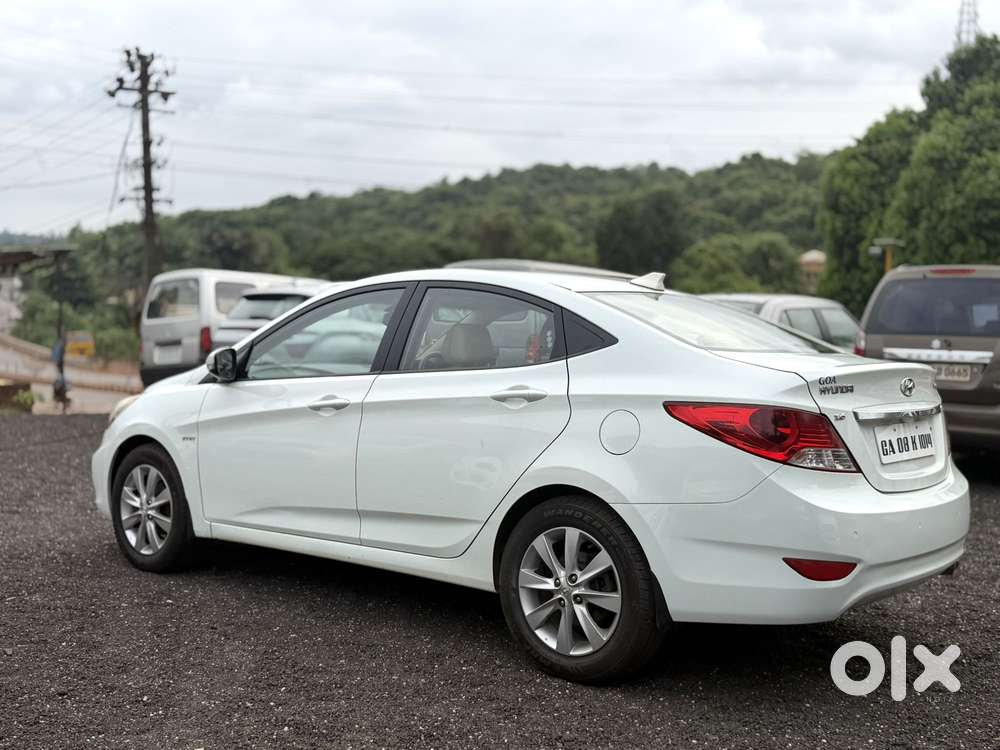 Hyundai Verna 1.6 Sx Vtvt, 2012, Petrol