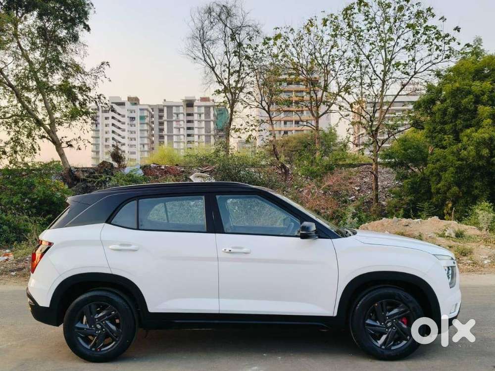 Hyundai Creta 1.5 S Plus Knight Petrol Dual Tone, 2023, Petrol