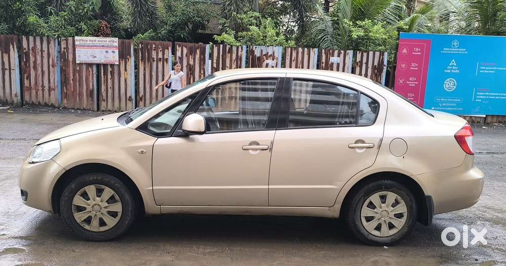 Maruti Suzuki Sx4 Vxi Bsiv, 2013, Petrol