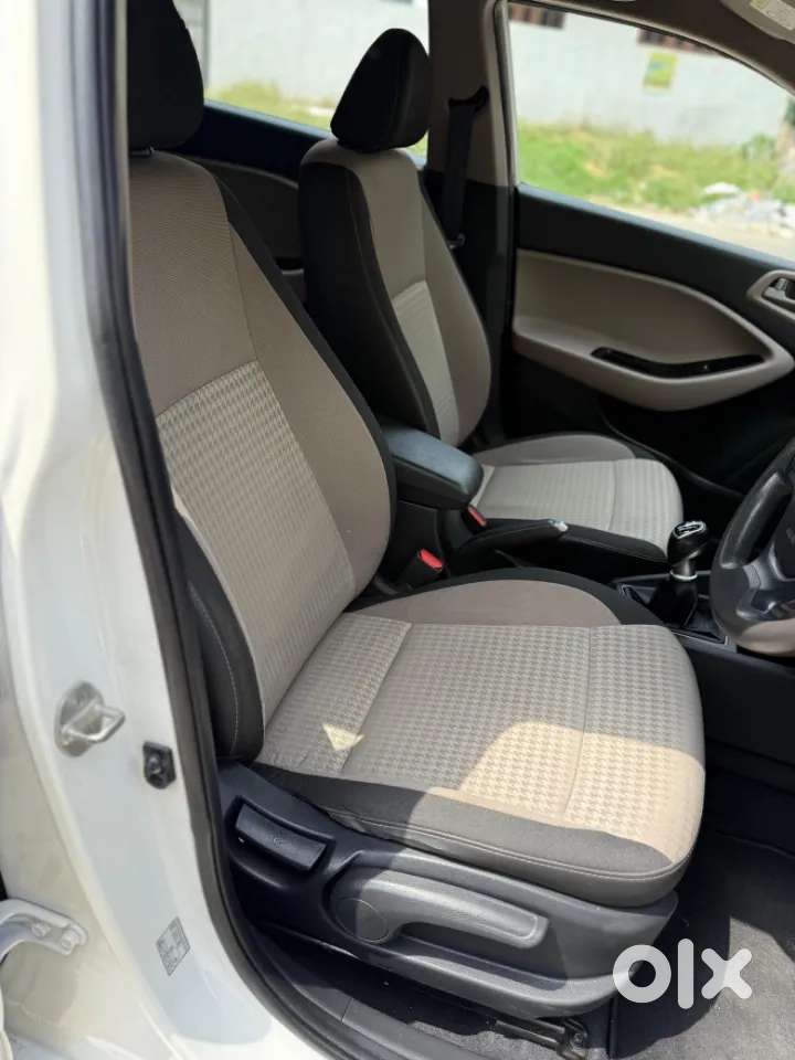 Hyundai Elite I20 [ ] 1.4 Sportz Crdi, 2018, Diesel