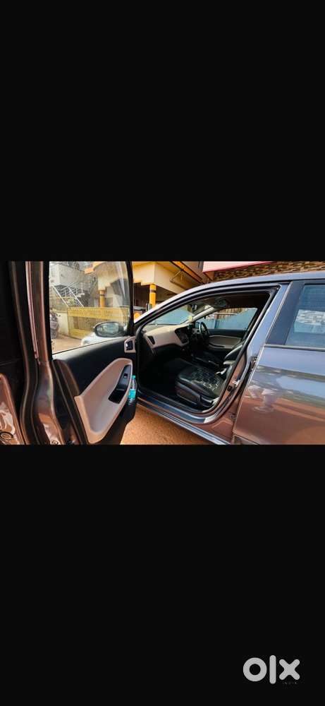 Hyundai I20 Sportz 2016 Petrol Manual