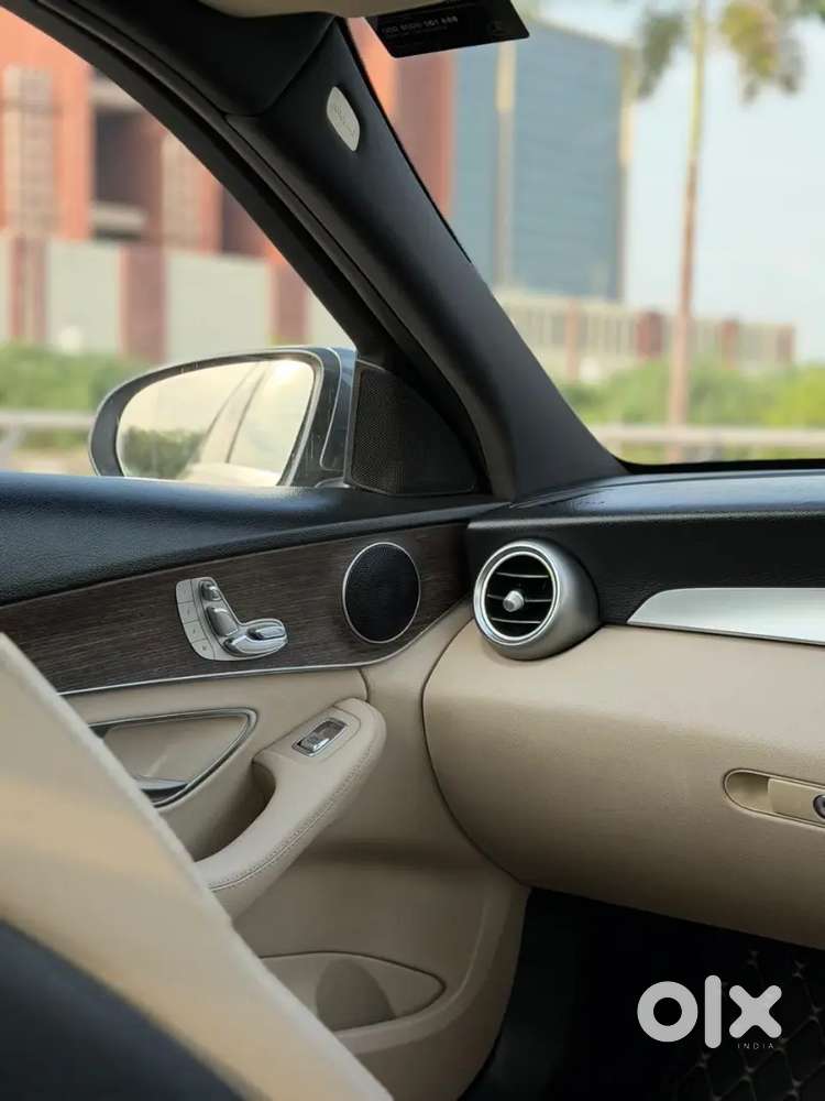 Mercedes-benz C-class 2020