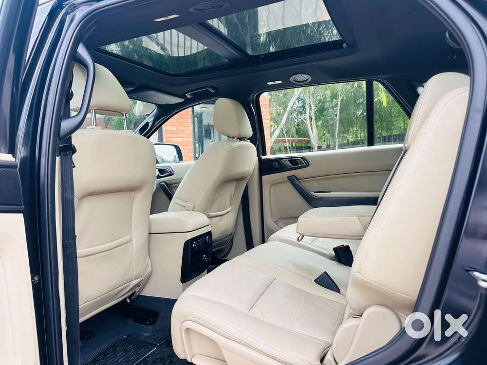 Ford Endeavour 3.2 Titanium At 4x4, 2016, Diesel