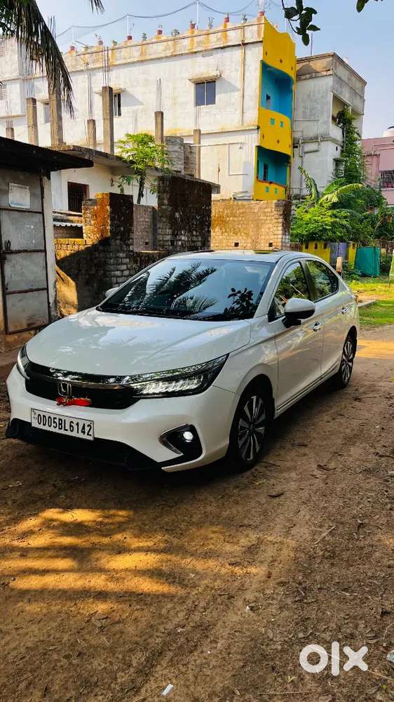Honda City Zx 2023 Petrol 20530 Km Driven