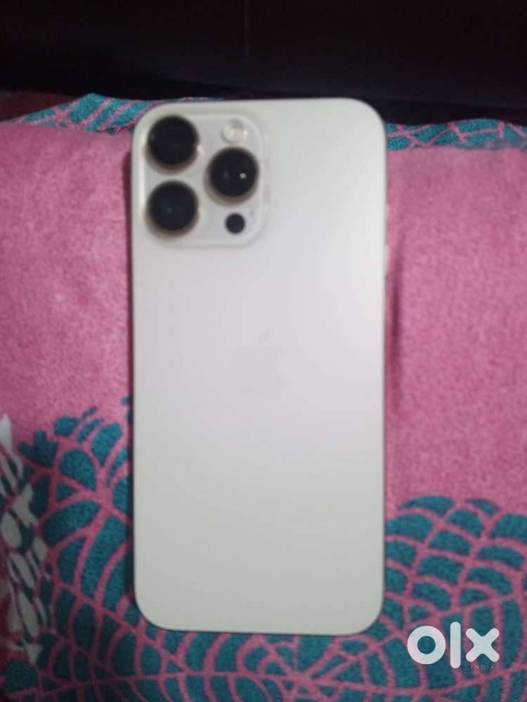 I phone 16 pro Max (Desert titanium 256GB)