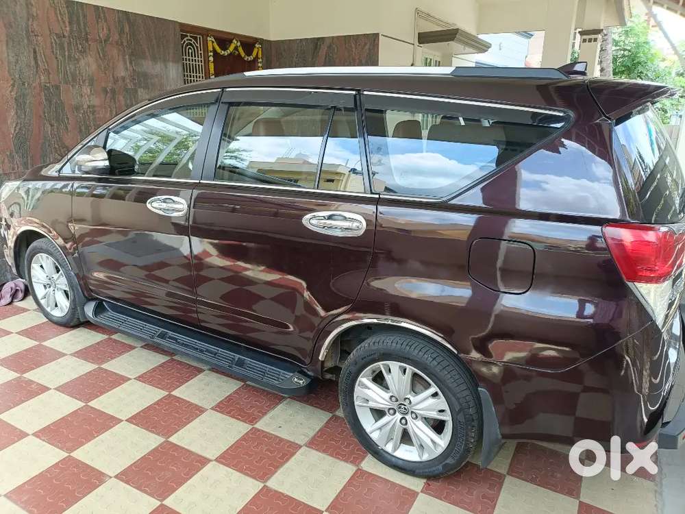 Toyota Innova Crysta 2016 2.8z