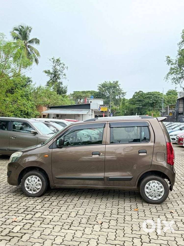 Maruti Suzuki Wagon R Lxi Optional, 2015, Petrol