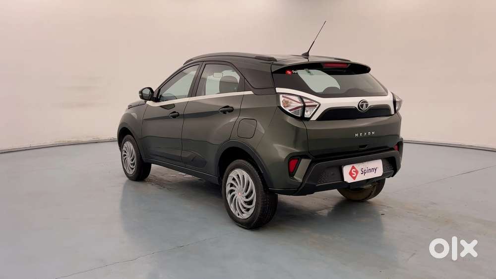 Tata Nexon 1.2 Revotron Xm (s), 2022, Petrol