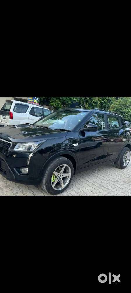 Mahindra Xuv300 W8, 2024, Petrol