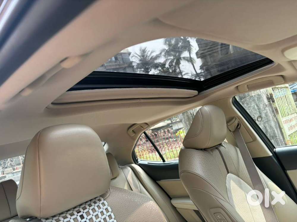 Toyota Camry, 2020, Petrol