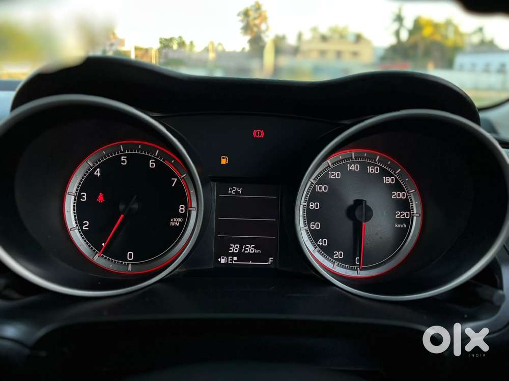 Maruti Suzuki Swift, 2023, Petrol