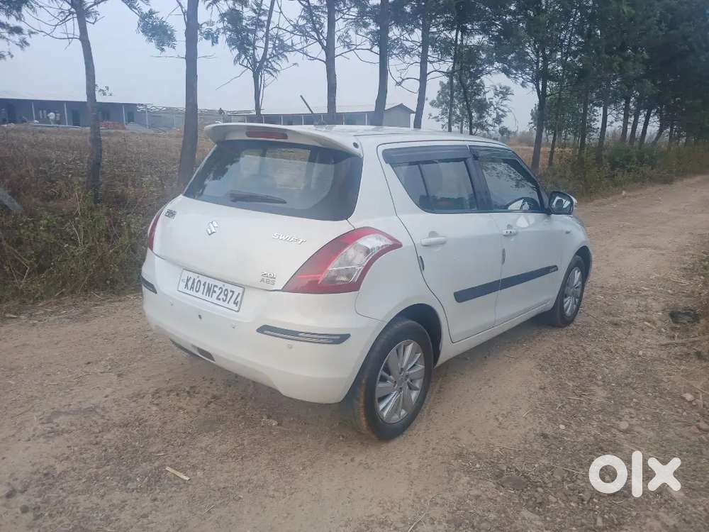 Maruti Suzuki Swift 2015