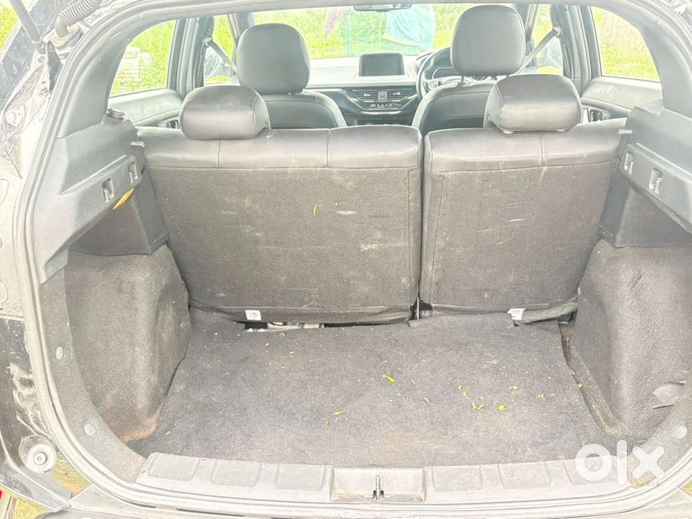 Tata Nexon Diesel Automatic  1st Owner  Excellent Condition