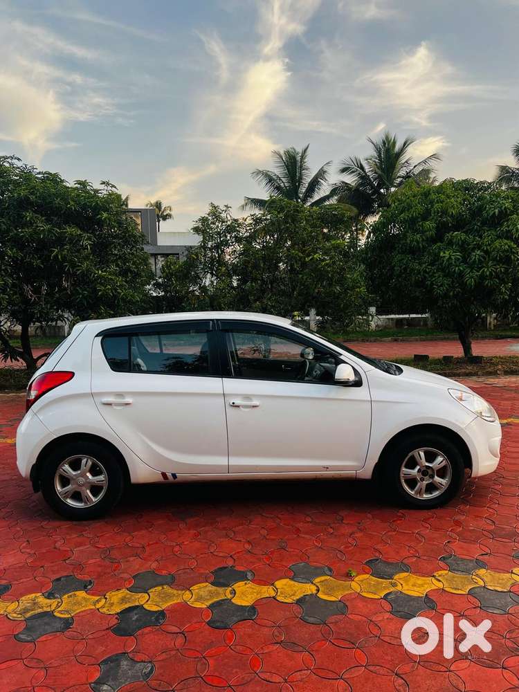 Hyundai I20 1.2 Asta Option With Sunroof, 2011, Diesel