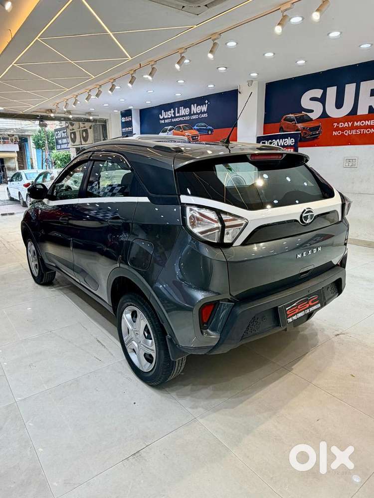 Tata Nexon 1.2 Revotron Xma Amt (s), 2023, Petrol