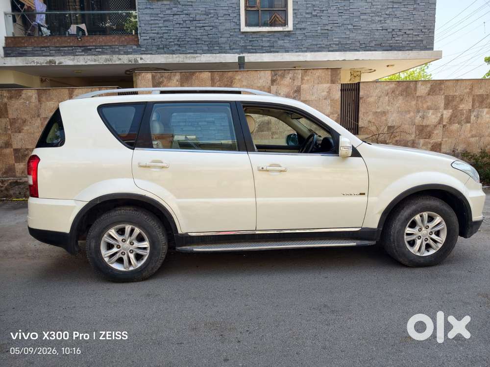 Mahindra Rexton, 2013