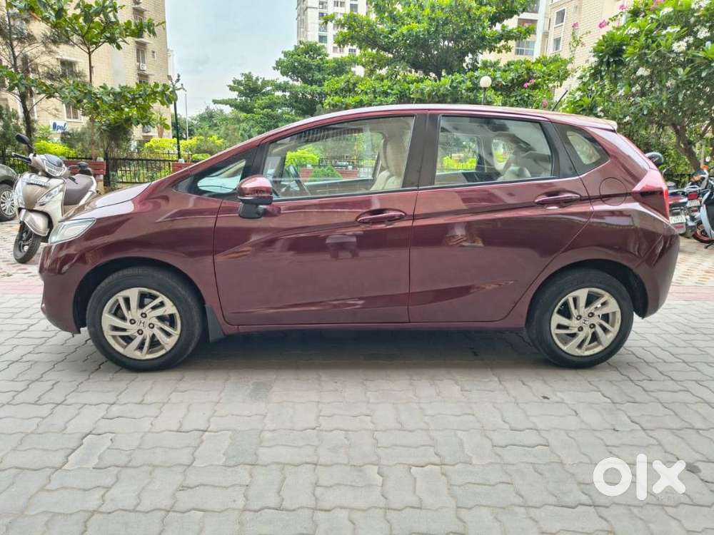 Honda Jazz V Automatic, 2018, Petrol