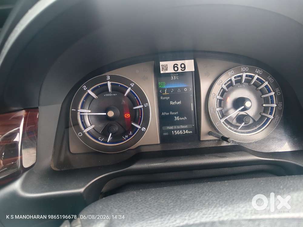 Toyota Innova Crysta 2.4 V 8 Str, 2017, Diesel