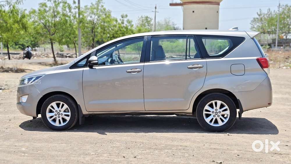 Toyota Innova Crysta 2019