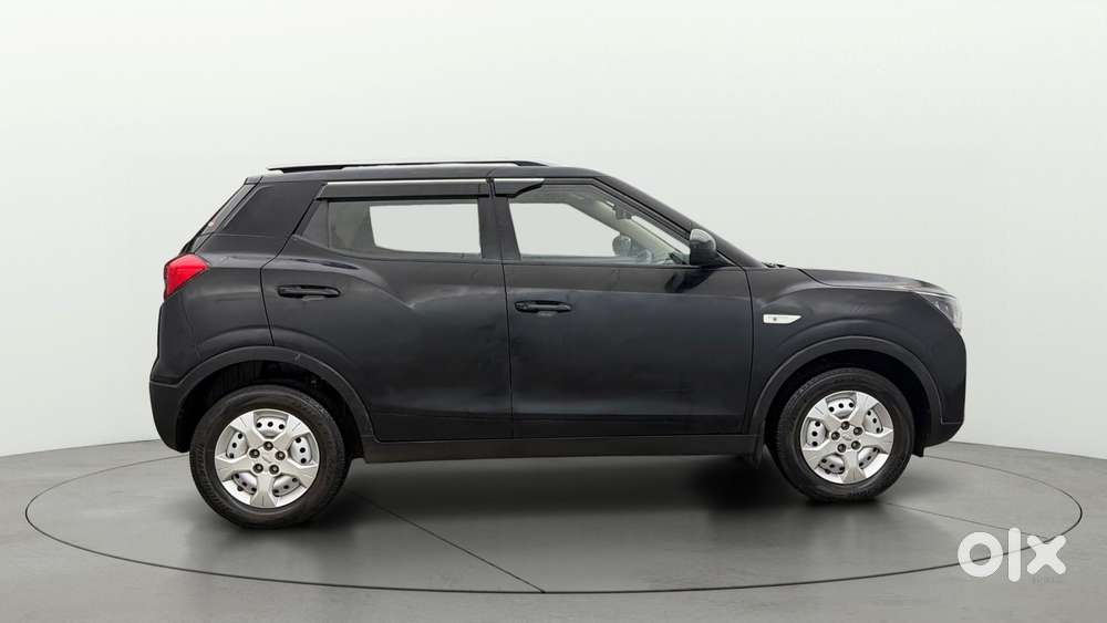 Mahindra Xuv300 W4, 2022, Petrol