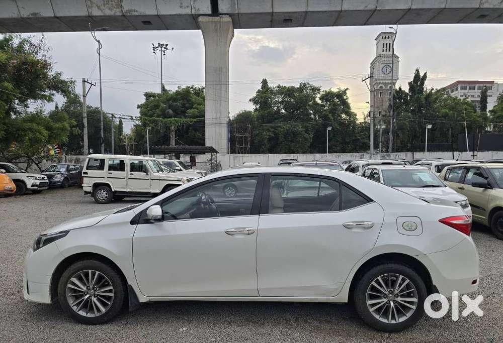 Toyota Corolla Altis Vl, 2016, Petrol