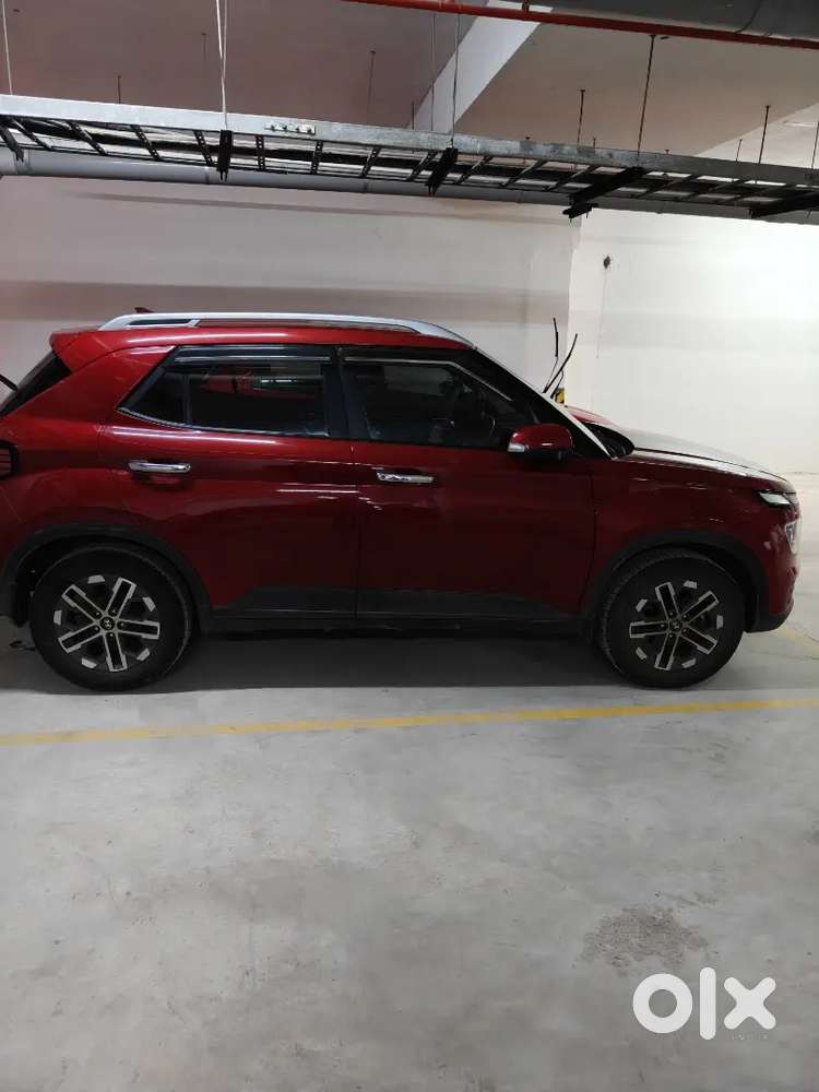 Hyundai Venue Sx(o) Dct Dual Tone – 2023 Model – Excellent Condition