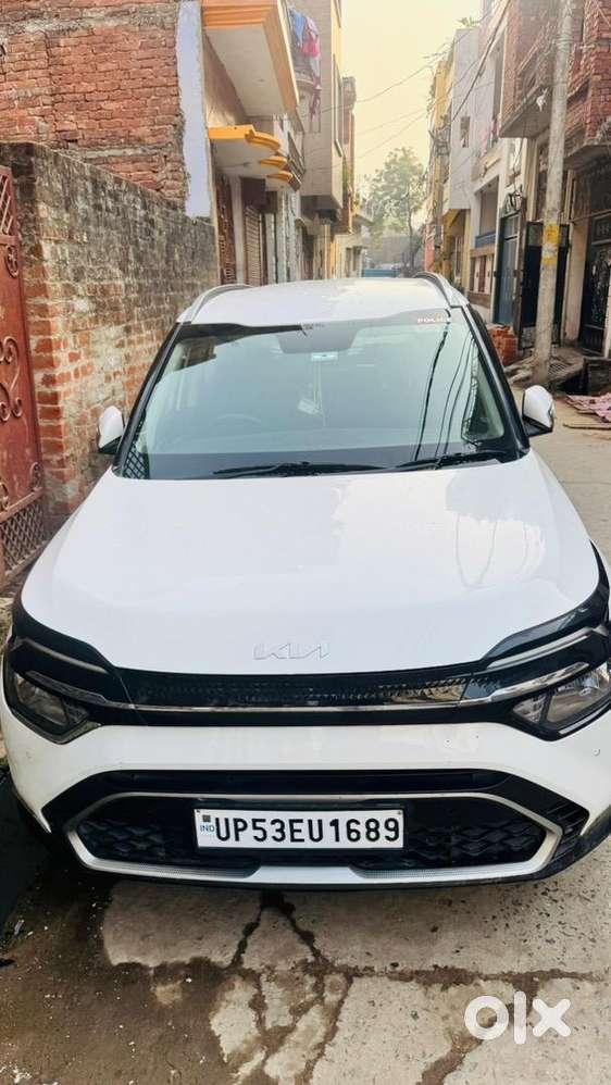 Kia Carens 2024 Diesel Well Maintained