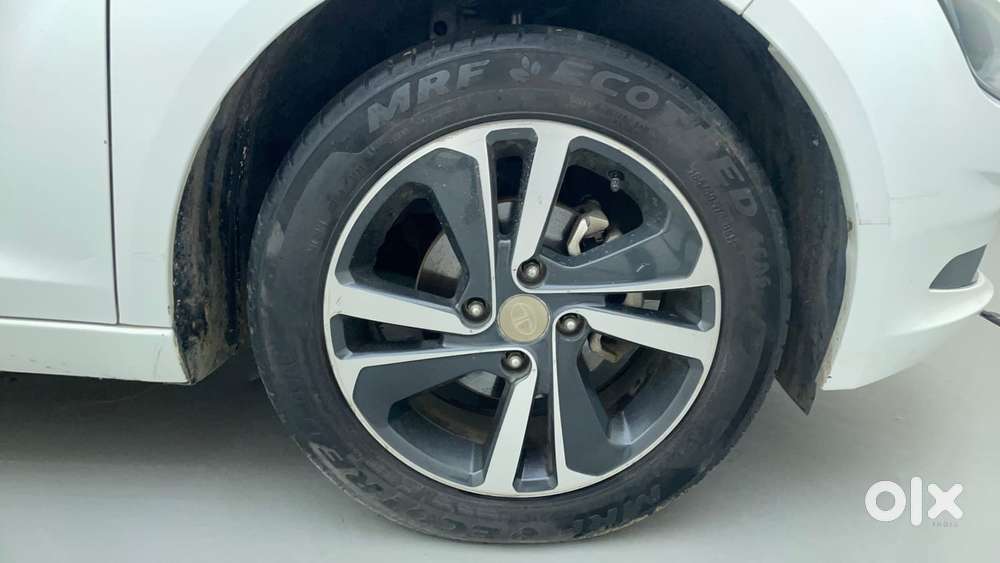 Tata Altroz Xz Plus (s) Diesel, 2023, Diesel