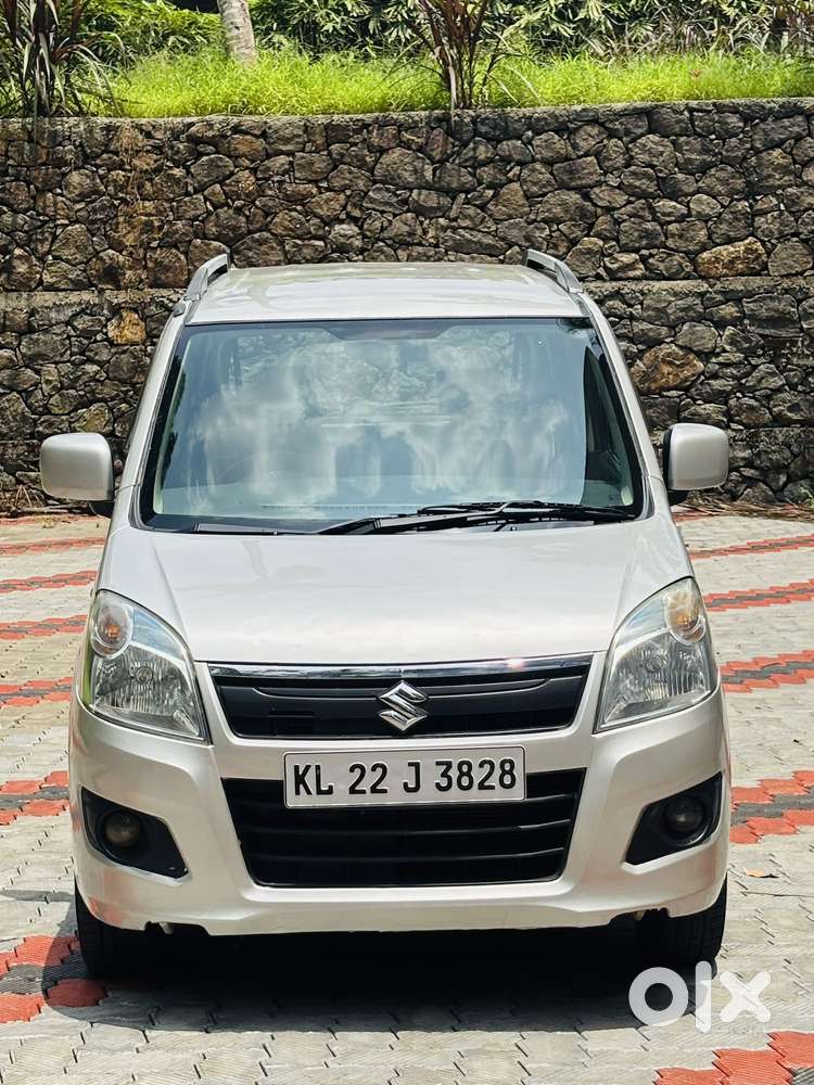 Maruti Suzuki Wagon R Vxi 1.0, 2016, Petrol