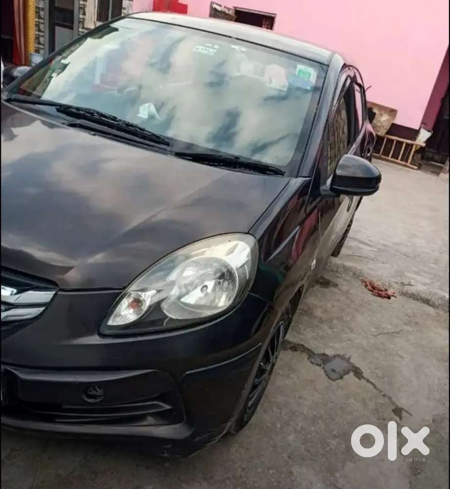 Honda Amaze 2016 Petrol Well Maintained