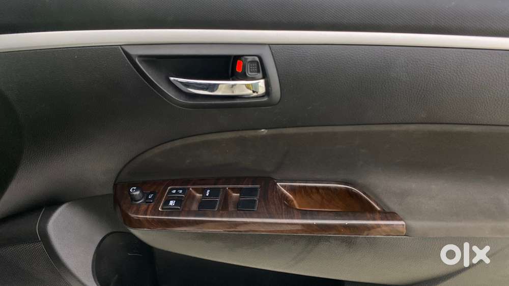 Maruti Suzuki Swift Vxi, 2016, Petrol